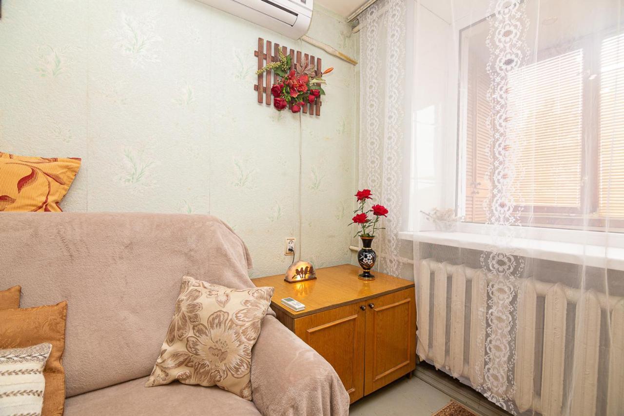 Comfortable Apartments On Hrushevskogo Street Near 16 City Hospital Dnipro Luaran gambar